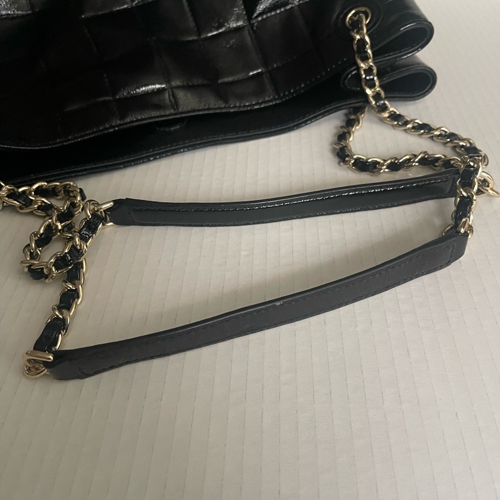 Tory Burch Black Quilted Patent Leather Marion Tote Bag - Picture 8 of 11